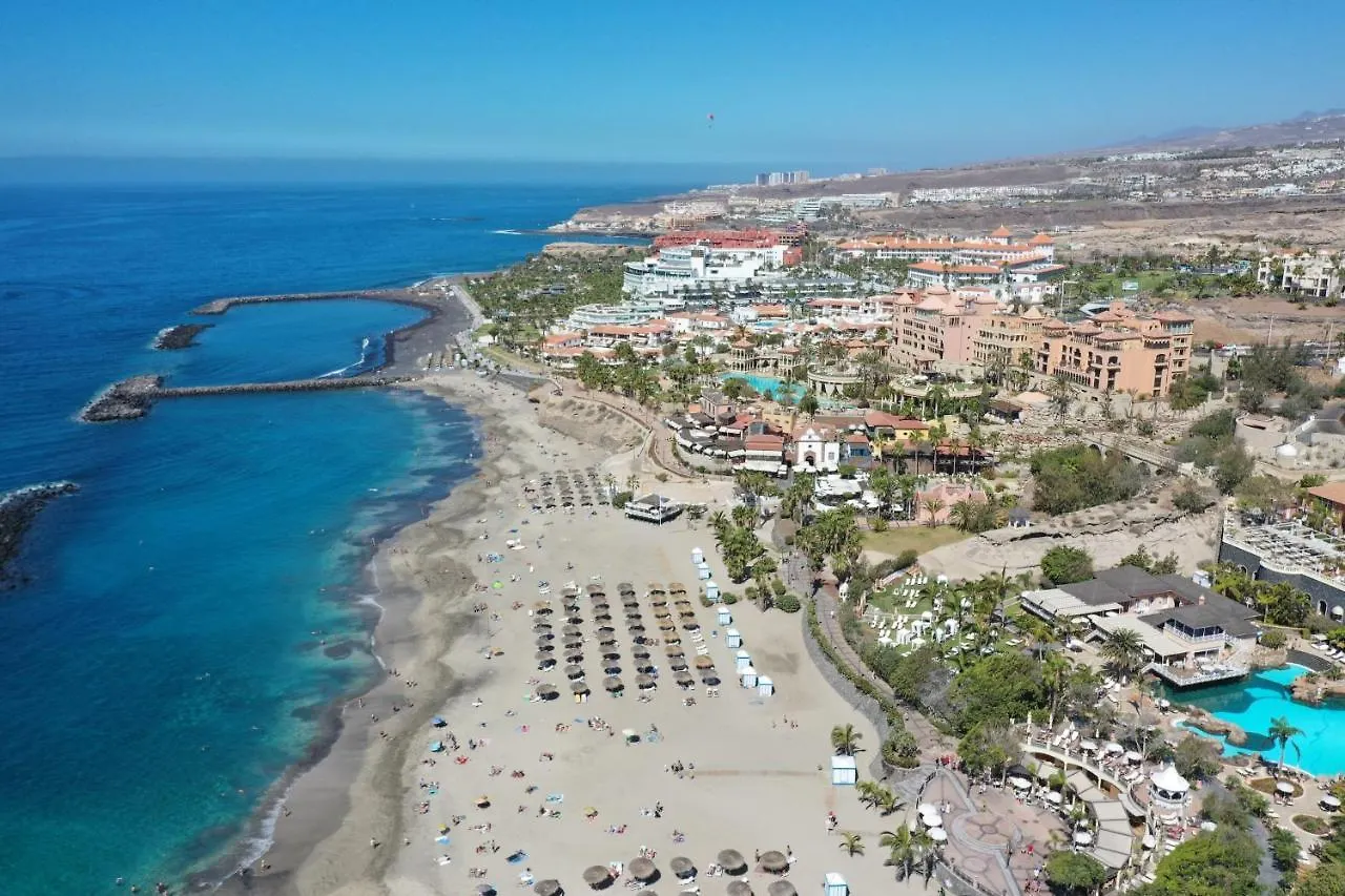 Apartman Yucca Park, Lovely, Quiet, 2 Bedroom, 70M2, Ocean Pool View! Costa Adeje