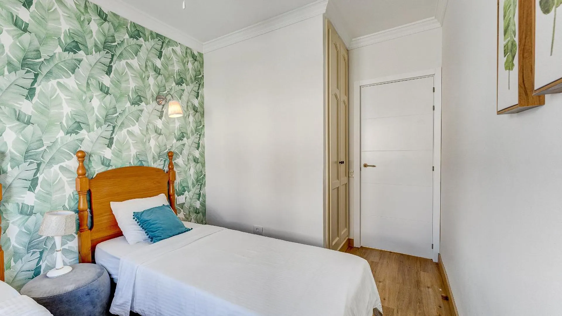 Yucca Park, Lovely, Quiet, 2 Bedroom, 70M2, Ocean Pool View! أذيخي شقة